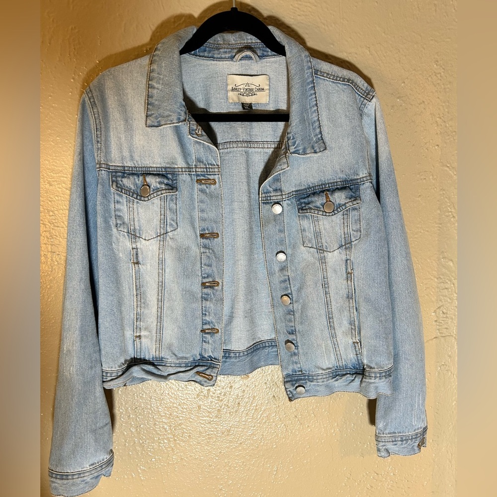 Fitted Jean Jacket